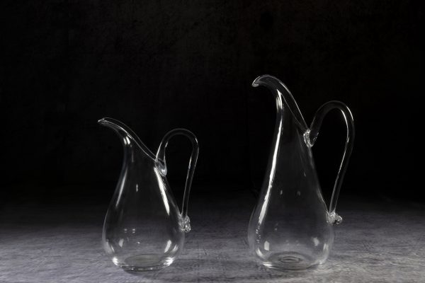 Carafes and decanters